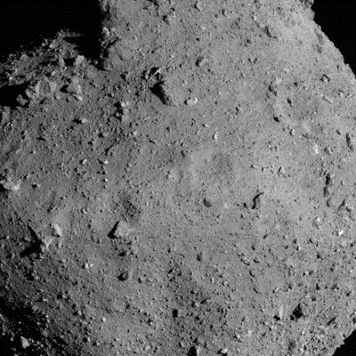 『はやぶさ２』が映した小惑星『リュウグウ』（C）JAXA、東大など